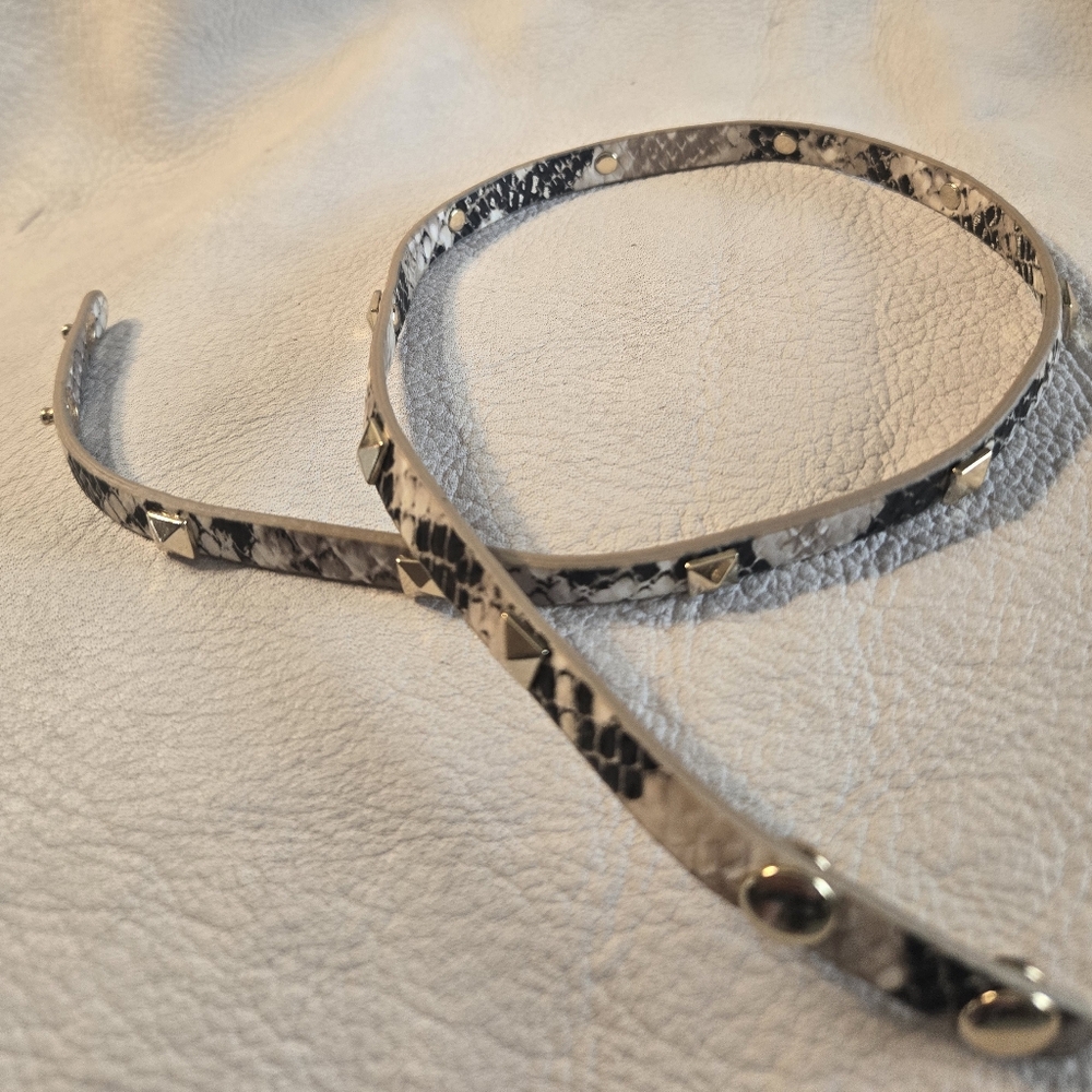Hatband Faux Snake And Brass Spots 23" Width Is 3/8" - Picture 4 of 4